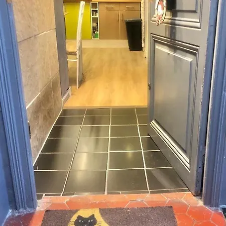 Daire 2 Pces Dans Le Carre D Or A 290 M Des Plages Nice