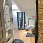 2 Pces Dans Le Carre D Or A 290 M Des Plages Apartmán